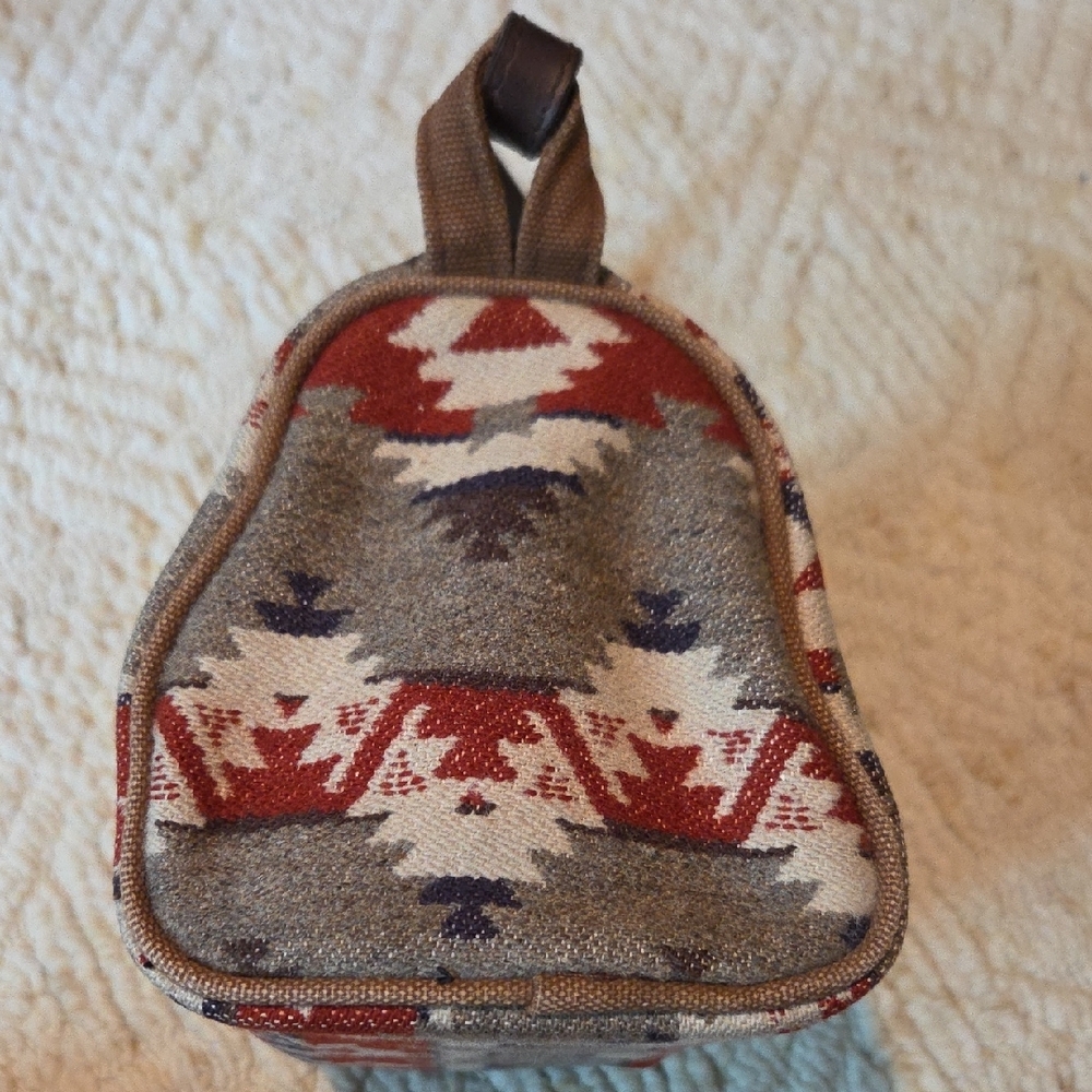 Pendleton Aztec Pattern Shoulder Bag - Picture 12 of 12